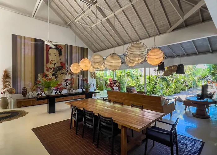 Luxurious 5br Retreat In Umalas