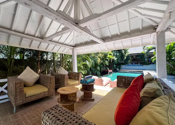 Villa Luxurious 5br Retreat In Umalas
