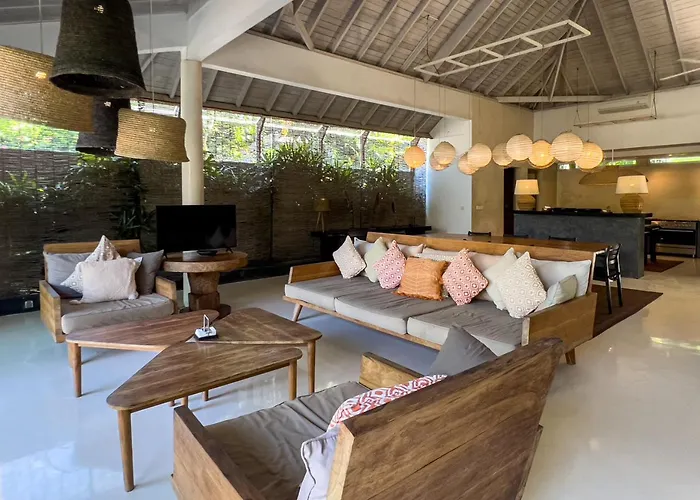 Luxurious 5br Retreat In Umalas * Canggu (Bali)