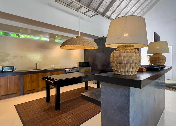 Villa Luxurious 5br Retreat In Umalas Canggu (Bali)