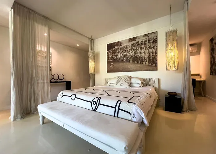 Luxurious 5br Retreat In Umalas Villa *